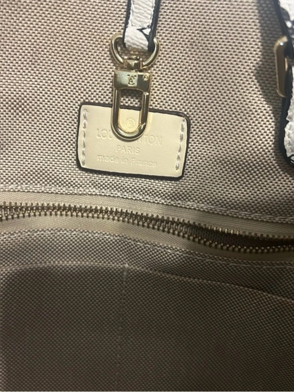 Louis Vuitton Monogram Giant OnTheGo GM Olive Green and Cream Tote